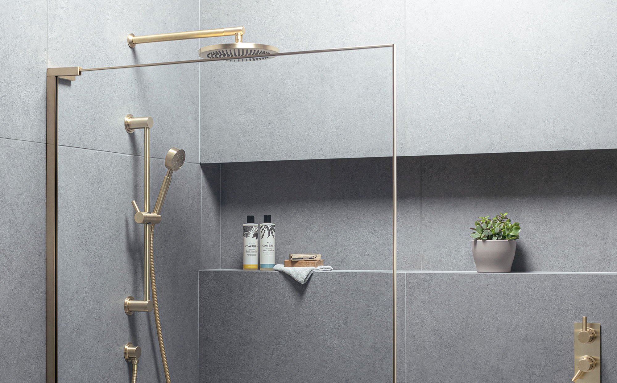 Contemporary Matki Shower Cheshire